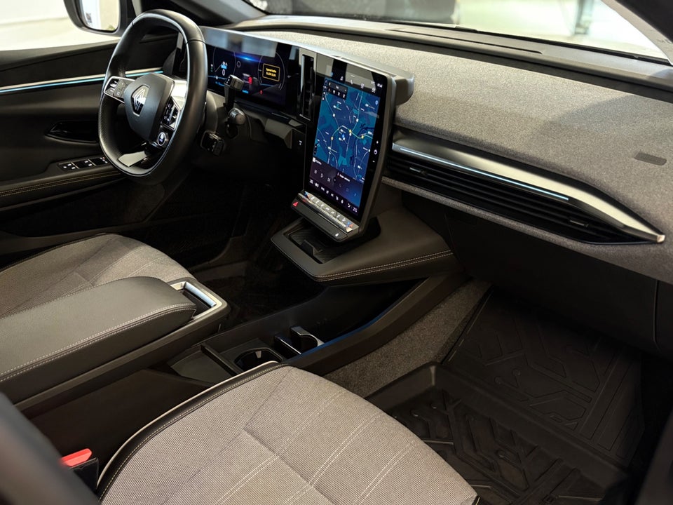 Renault Megane E-Tech 60 Techno 5d