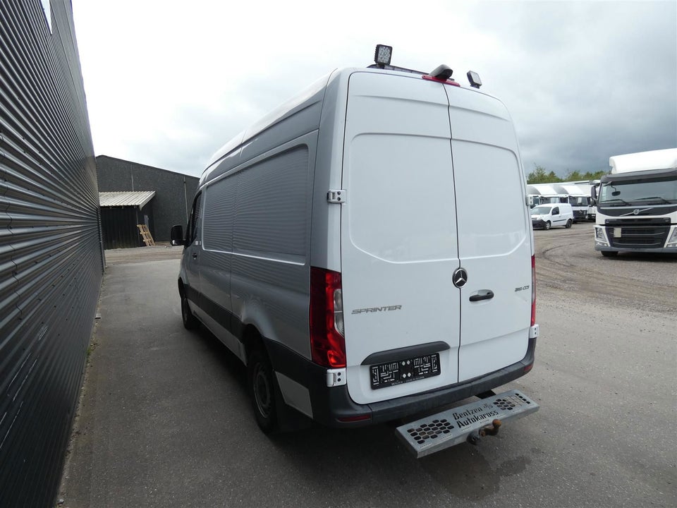 Mercedes Sprinter 316 2,2 CDi A2 Kassevogn RWD