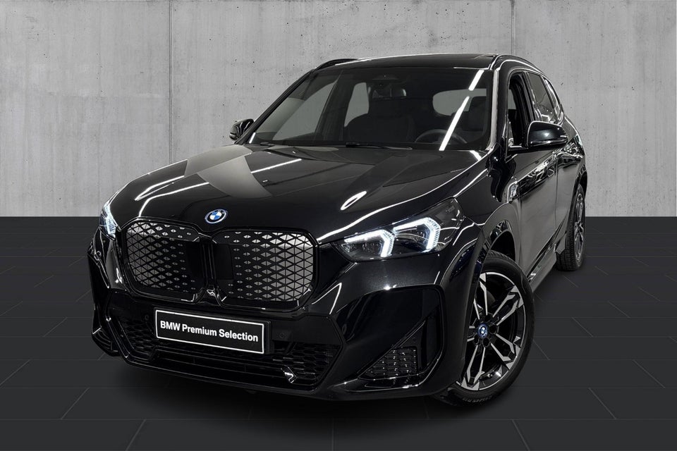 BMW iX1 eDrive20 M-Sport Pro 5d