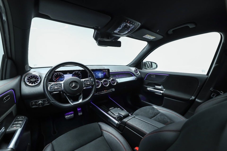 Mercedes EQB250 AMG Line 5d