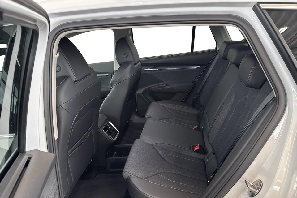 Skoda Elroq 85 iV Advanced 5d