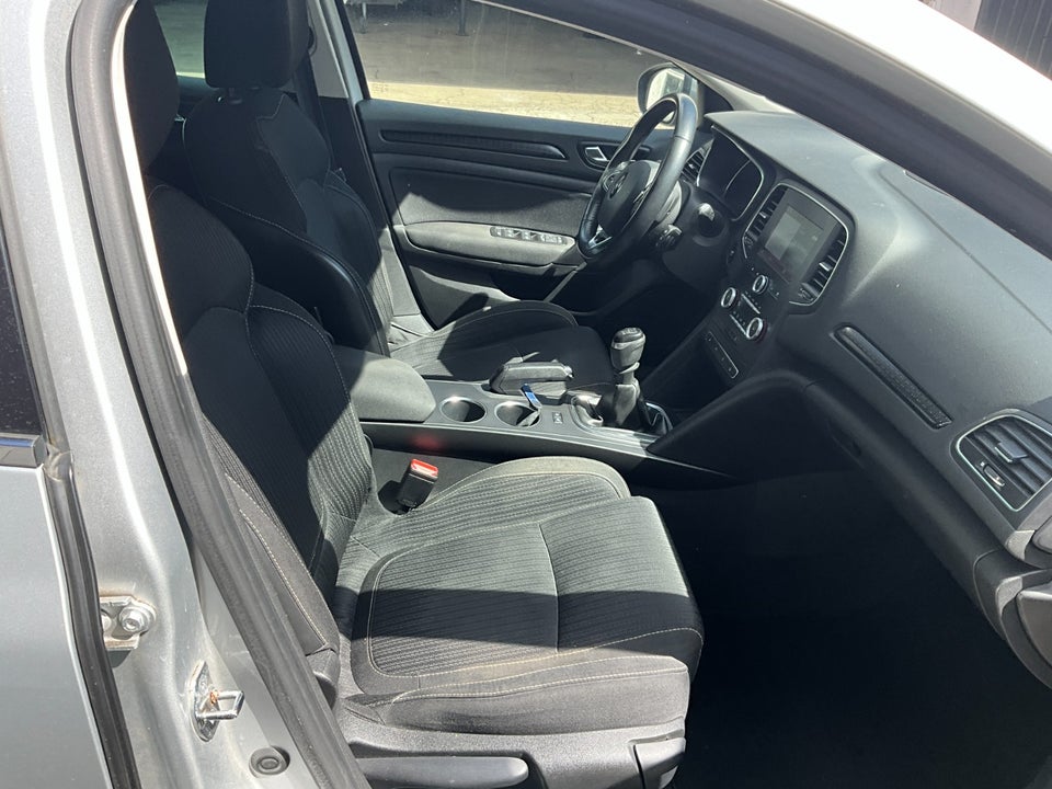 Renault Megane IV 1,2 TCe 130 Zen Sport Tourer 5d