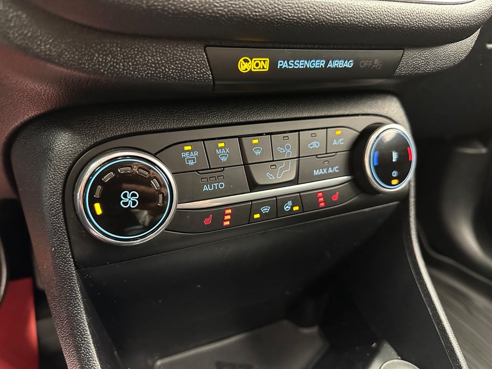 Ford Fiesta 1,0 EcoBoost mHEV Titanium 5d