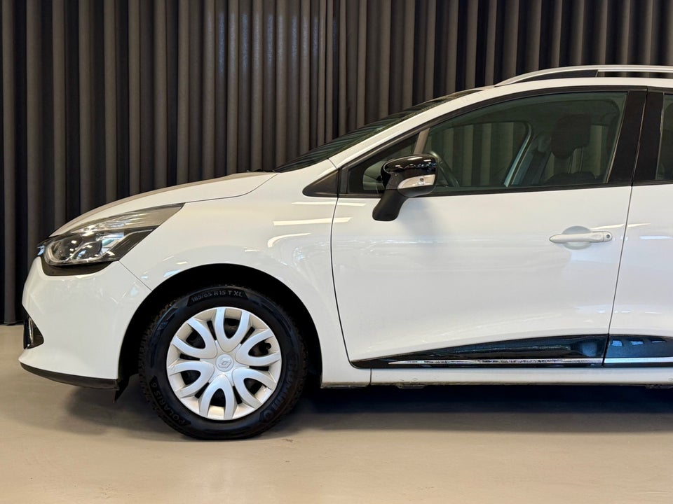 Renault Clio IV 1,2 16V Authentique Sport Tourer 5d