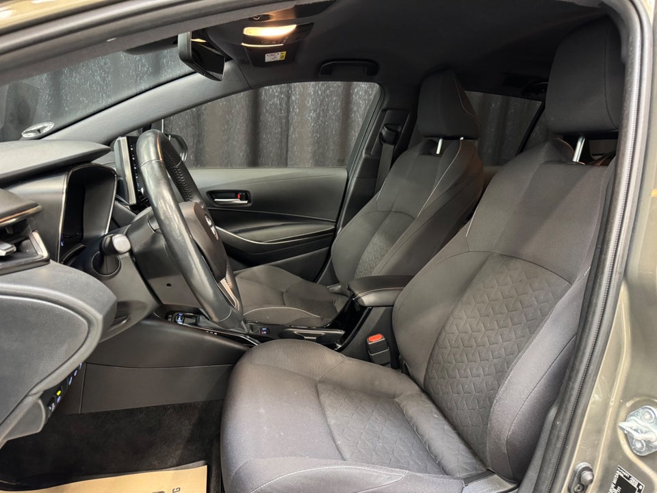 Toyota Corolla 1,8 Hybrid H3 Smart Touring Sports MDS 5d