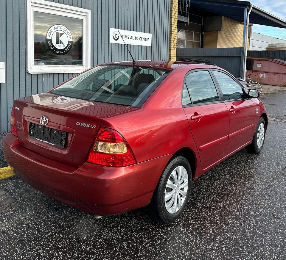 Toyota Corolla 1,6 Terra aut. 5d