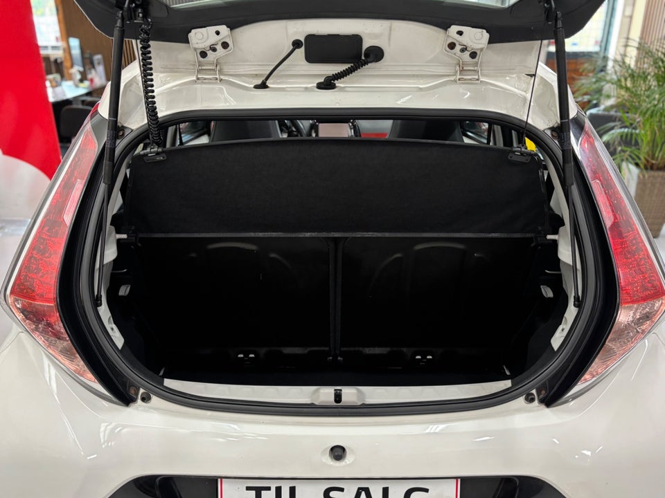 Toyota Aygo 1,0 VVT-i x-pose 5d