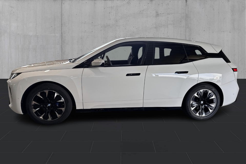 BMW iX xDrive45 M-Sport 5d