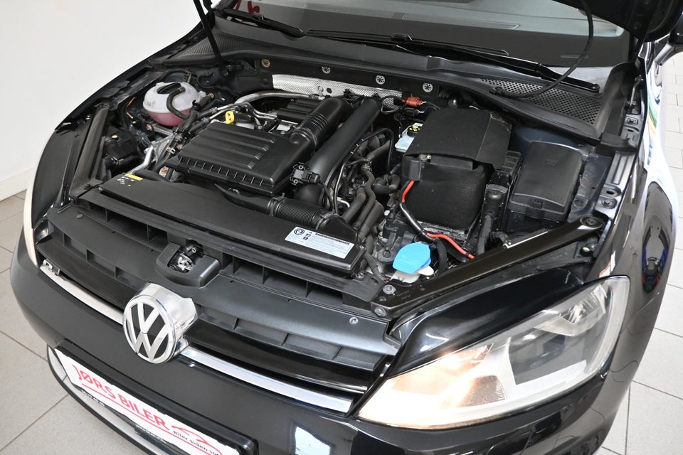 VW Golf VII 1,4 TSi 150 R-line Variant DSG BMT 5d