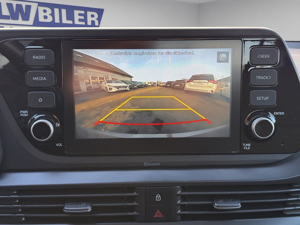 Hyundai i20 1,0 T-GDi Essential DCT 5d