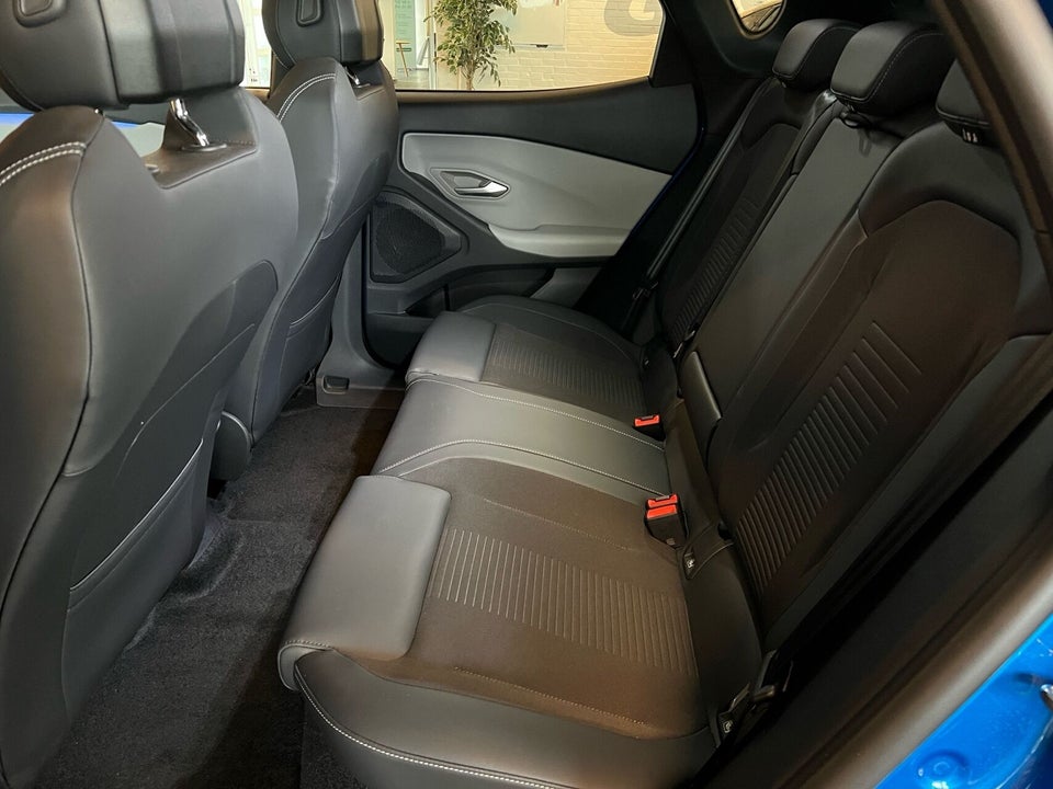 Ford Capri 79 Premium Extended Range AWD 5d