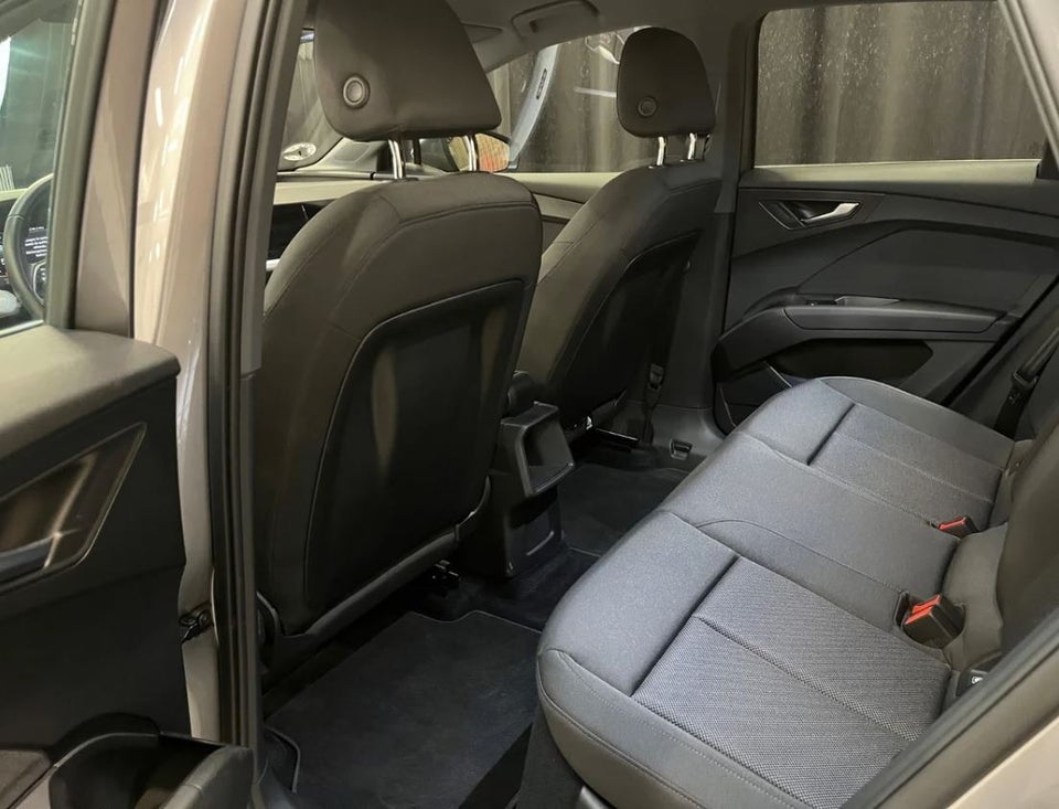 Audi Q4 e-tron 45 Attitude 5d