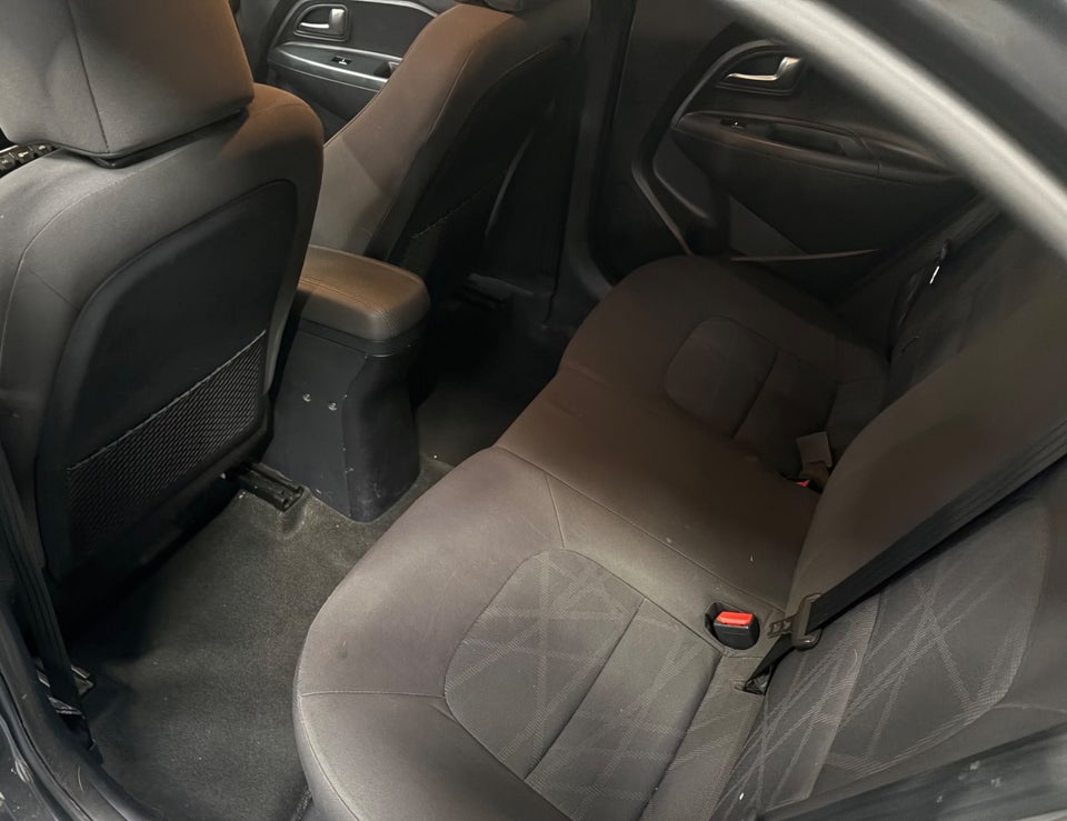 Kia Rio 1,2 CVVT Active 5d