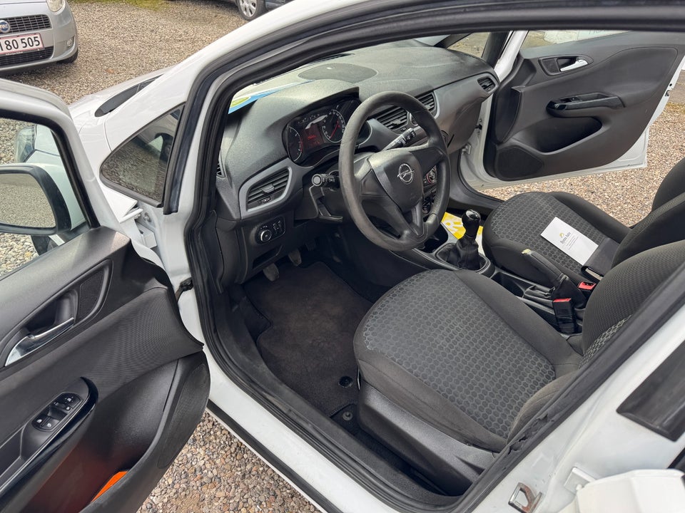 Opel Corsa 1,4 Essentia 5d