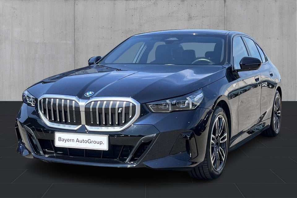 BMW i5 eDrive40 M-Sport 4d