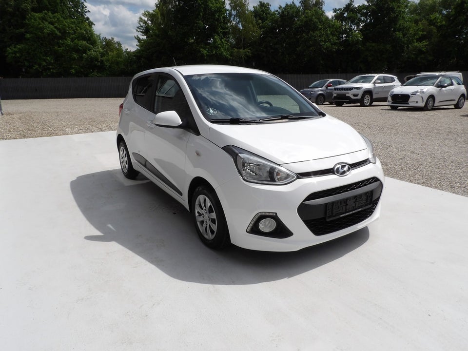 Hyundai i10 1,0 EM-Edition Eco 5d