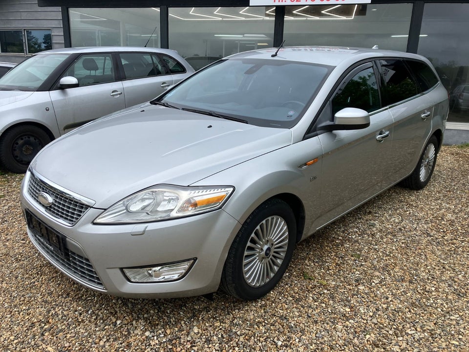 Ford Mondeo 2,5 20V Turbo Titanium stc. 5d