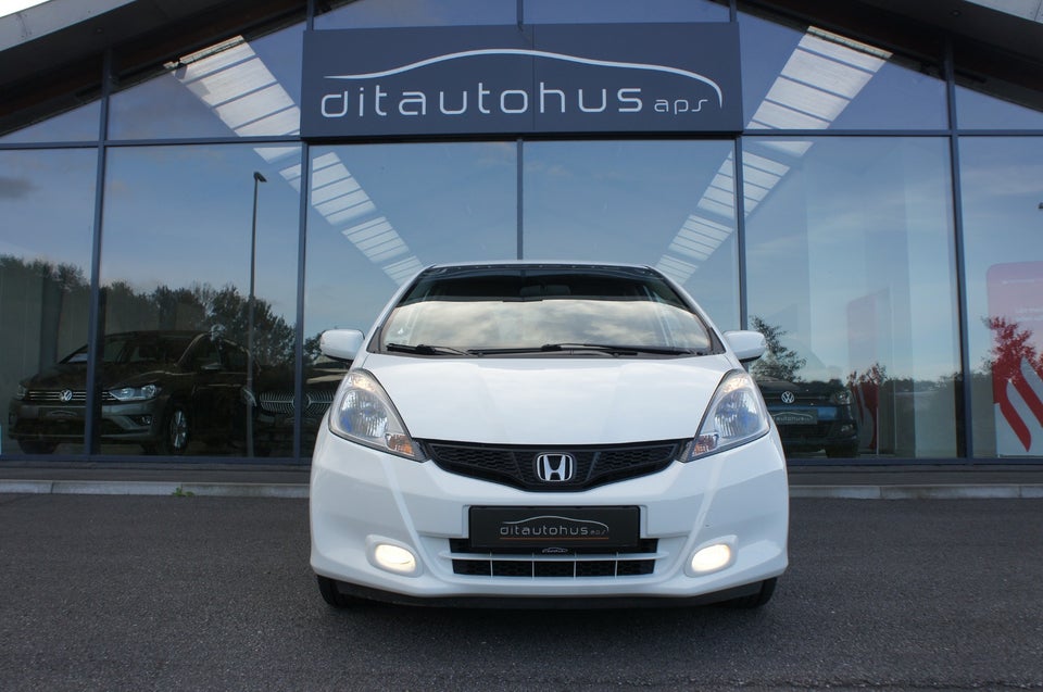 Honda Jazz 1,4 Elegance CVT 5d