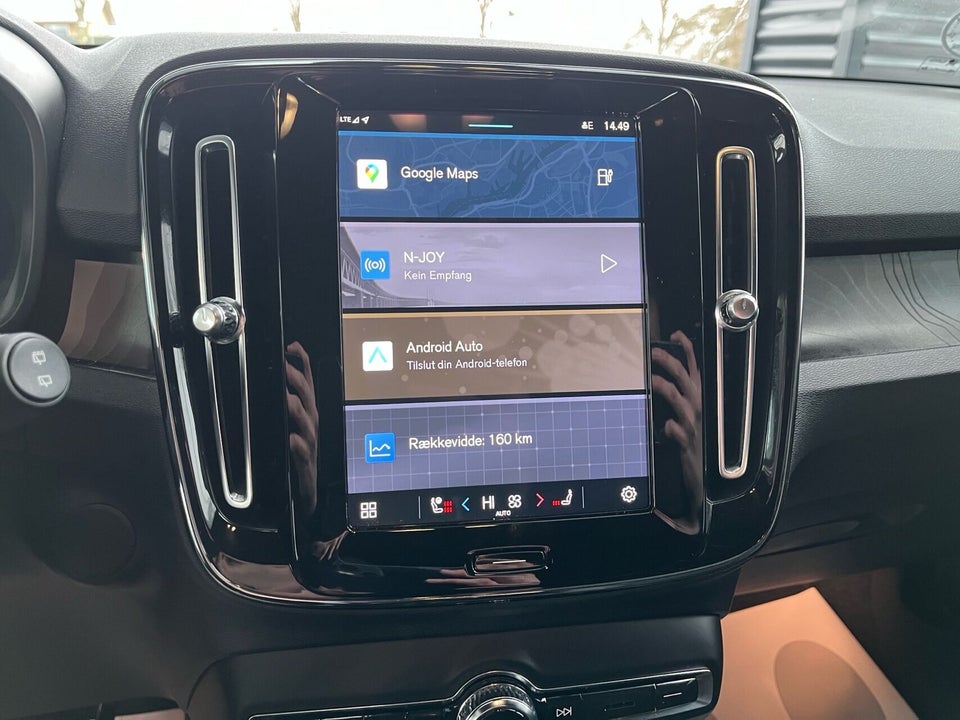 Volvo XC40 ReCharge Extended Range Plus 5d