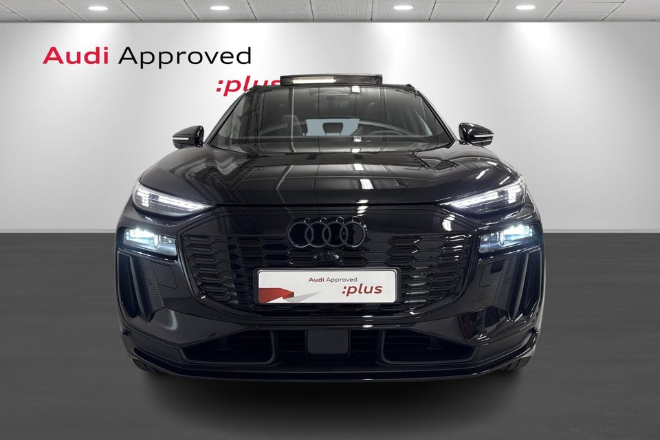 Audi Q6 e-tron S-line plus 5d