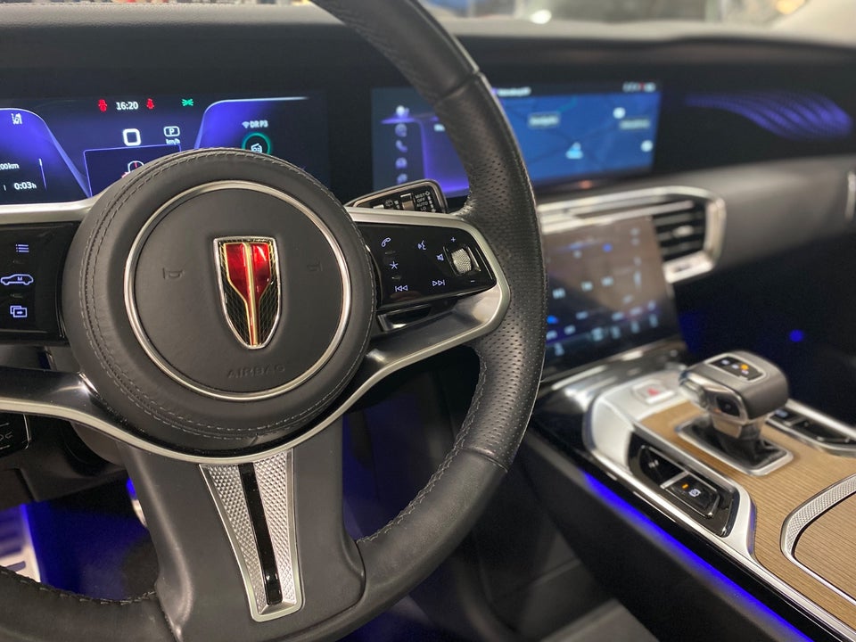 Hongqi E-HS9 99 Premium 5d