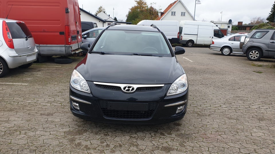 Hyundai i30 1,6 CRDi 115 Comfort CW 5d