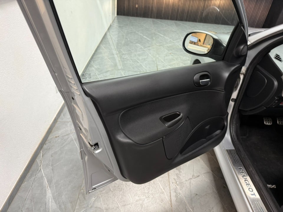 Peugeot 206 1,4 HDi Performance 5d