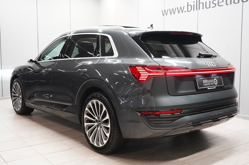 Audi Q8 e-tron 55 Prestige quattro 5d