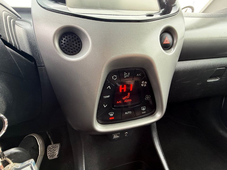 Citroën C1 1,2 PureTech Cool 5d