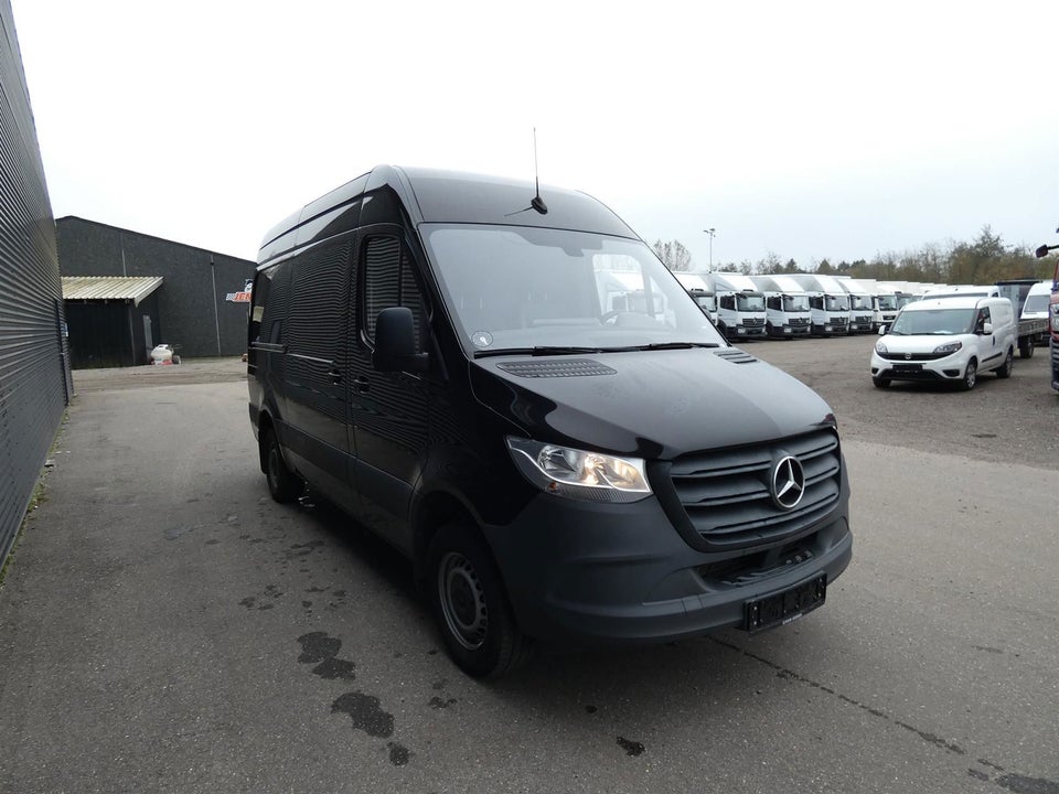 Mercedes Sprinter 317 2,0 CDi A2 Kassevogn aut. RWD