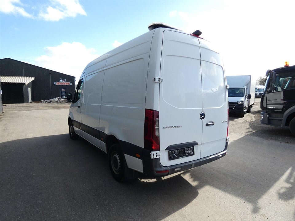 Mercedes Sprinter 316 2,2 CDi A2 Kassevogn aut. RWD
