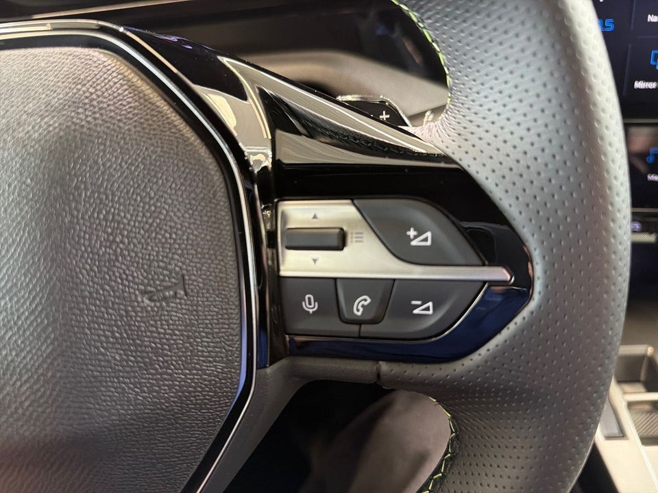 Peugeot e-408 58 GT 5d