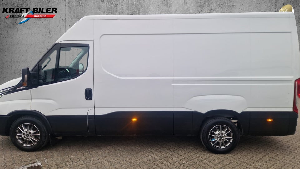 Iveco Daily 3,0 35S18 12m³ Van AG8