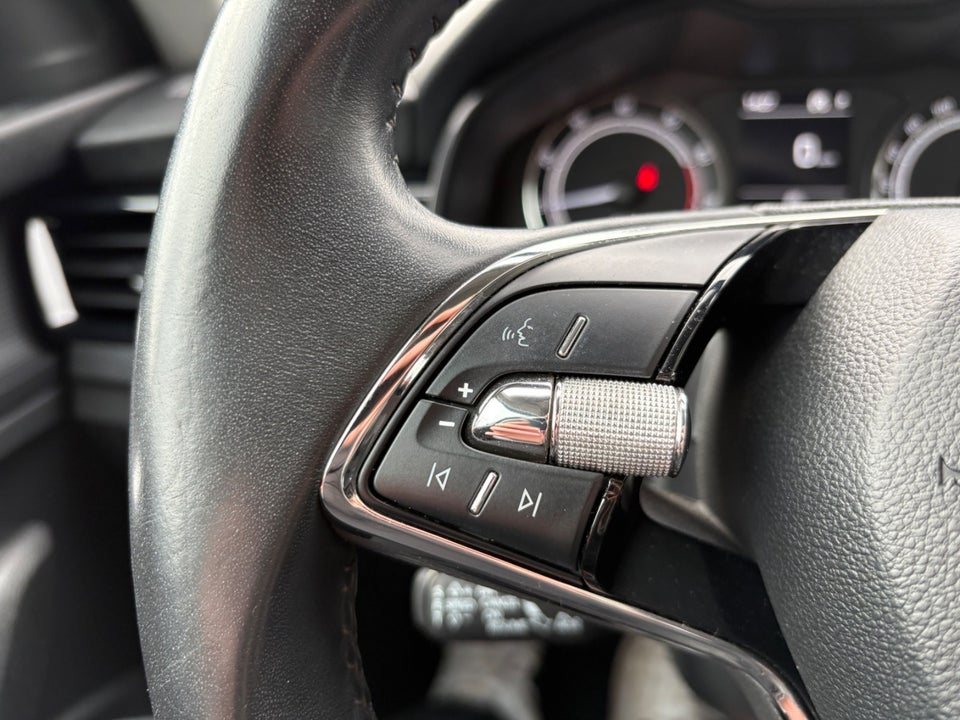 Skoda Kamiq 1,0 TSi 115 Ambition DSG 5d