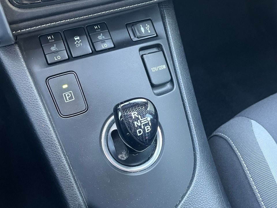 Toyota Auris 1,8 Hybrid H2 Comfort Touring Sports CVT 5d