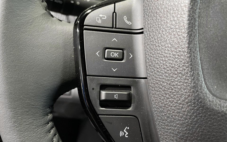 Toyota bZ4X Executive 5d