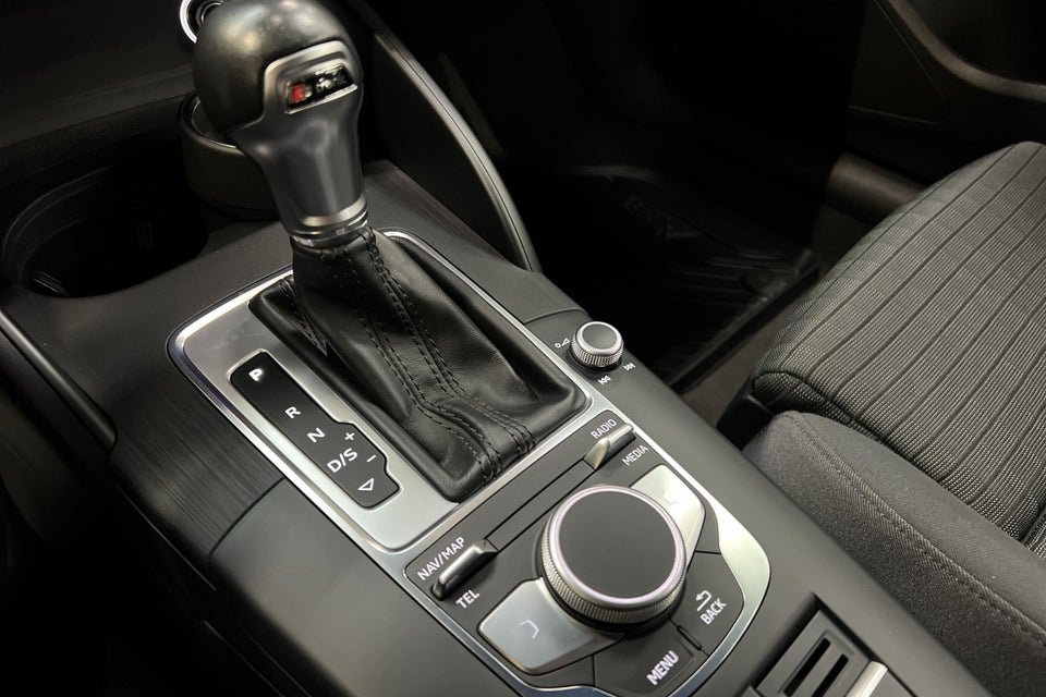 Audi A3 40 TFSi Sport Limited Sportback quattro S-tr. 5d