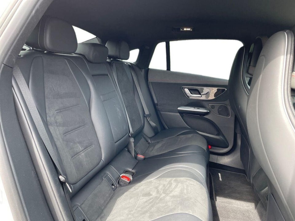 Mercedes EQE350 AMG Line 4d