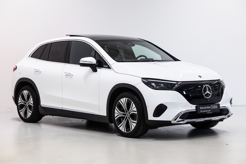 Mercedes EQE300 SUV Electric Art 5d