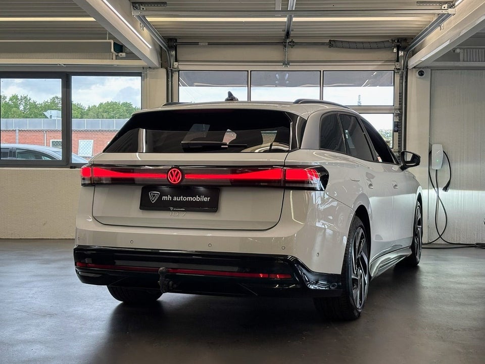 VW ID.7 86 Style S Tourer 5d