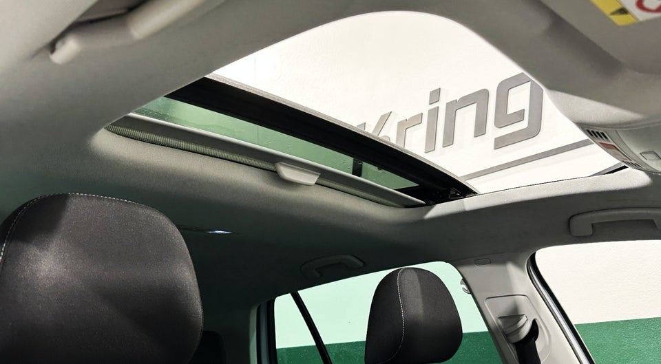 VW Golf VII 1,5 TSi 150 R-line DSG 5d