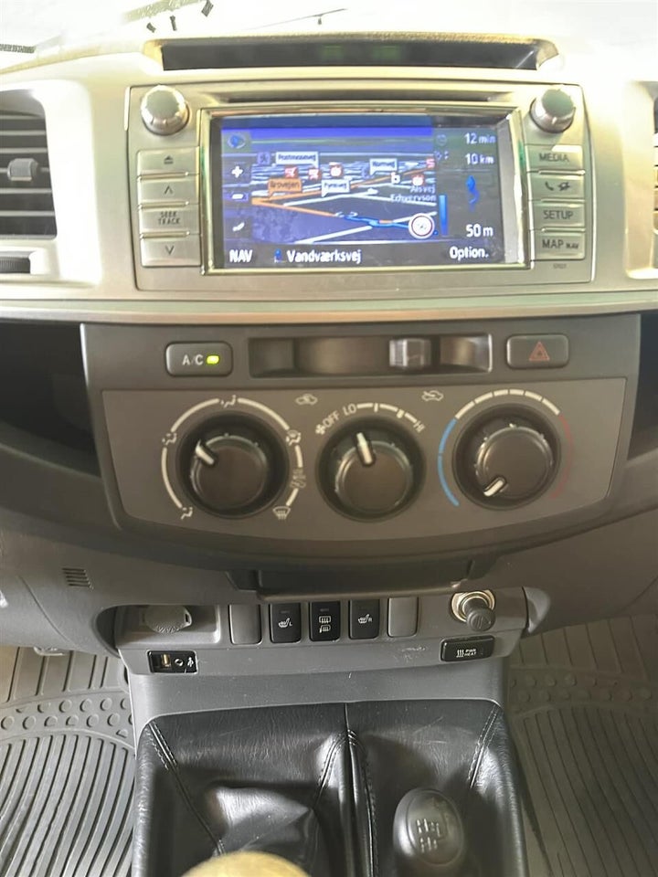 Toyota HiLux 2,5 D-4D 144 Ex.Kab 4x4 T3 2d