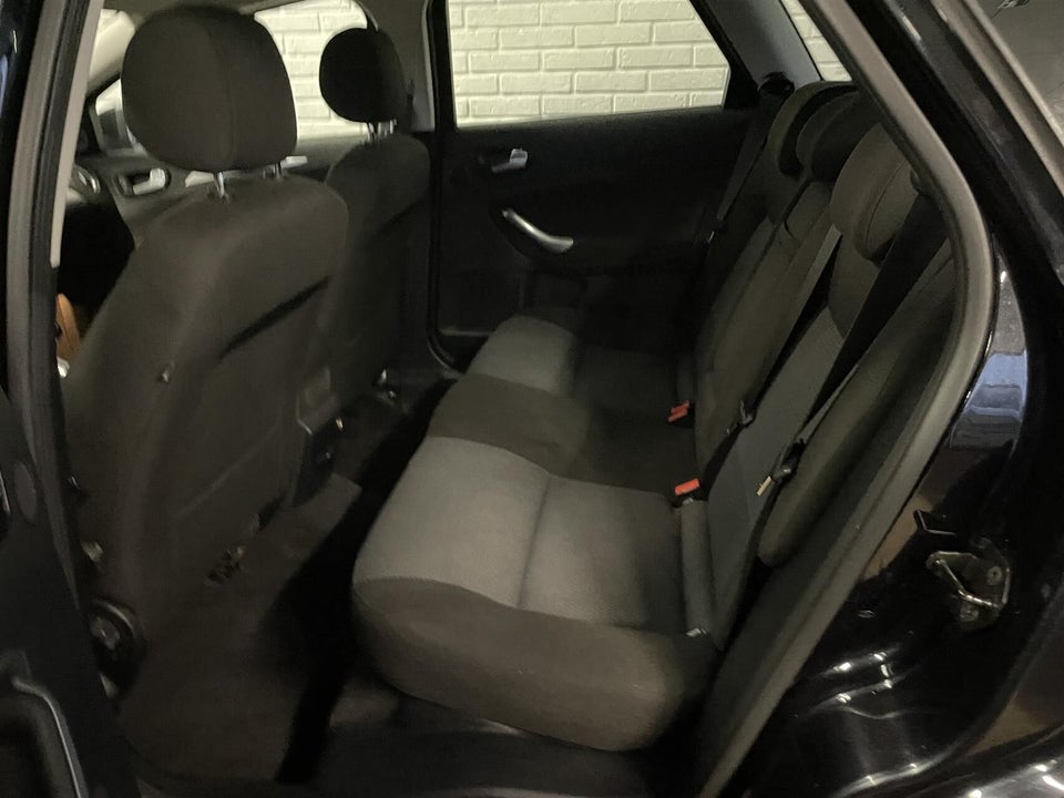 Ford Mondeo 1,6 Ti-VCT 125 Trend stc. 5d