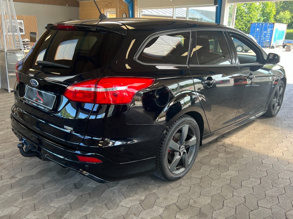 Ford Focus 1,0 SCTi 125 ST-Line stc. 5d