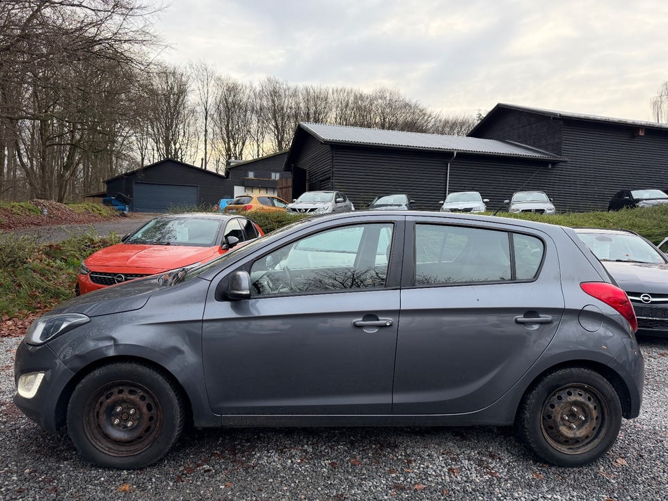 Hyundai i20 1,4 Classic 5d