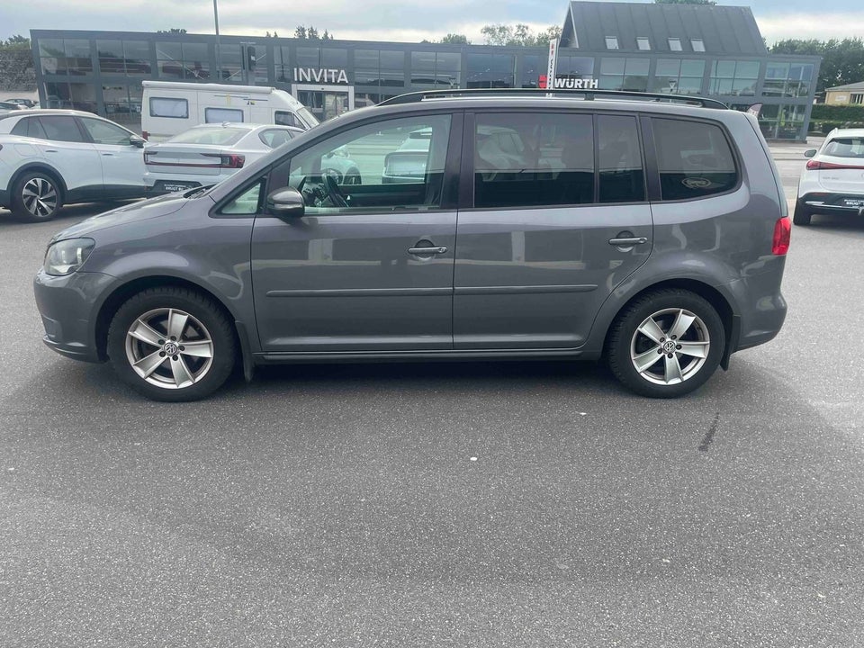 VW Touran 1,6 TDi 105 Comfortline DSG 7prs 5d