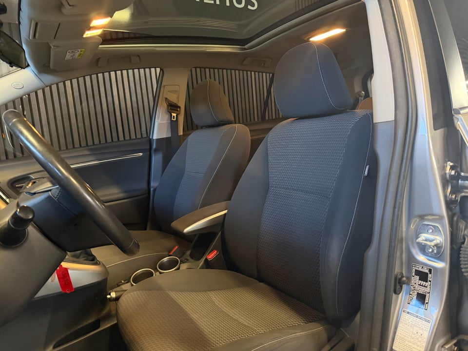 Toyota Verso 1,6 D-4D T2 Skyview 7prs 5d