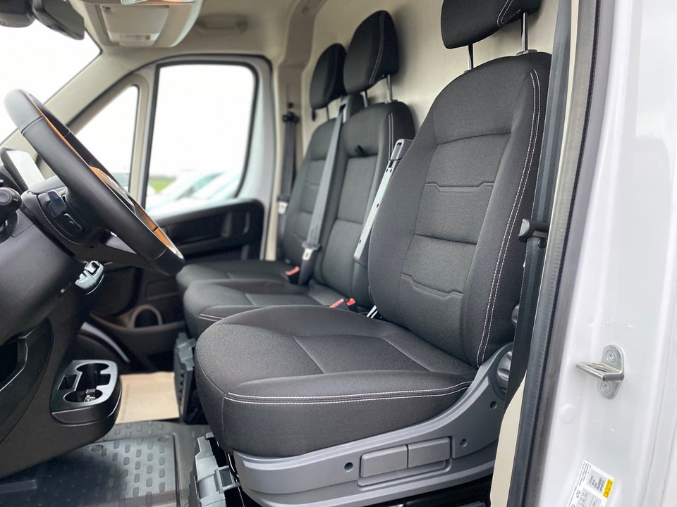 Citroën ë-Jumper 40H 110 L3H2 MasterLine