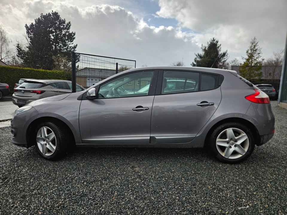 Renault Megane III 1,2 TCe 115 Expression 5d