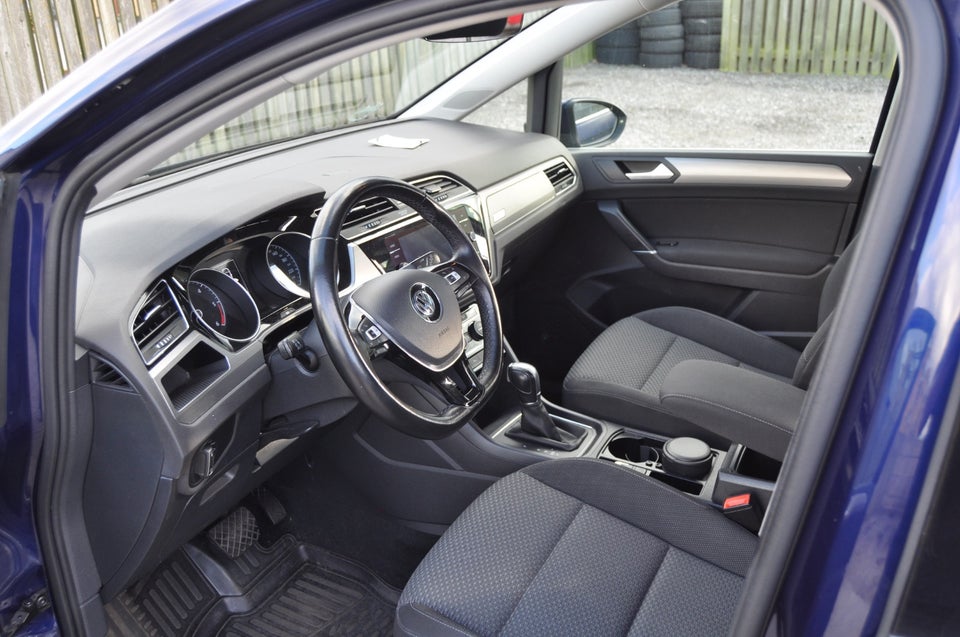 VW Touran 1,6 TDi 115 Comfortline DSG 7prs 5d